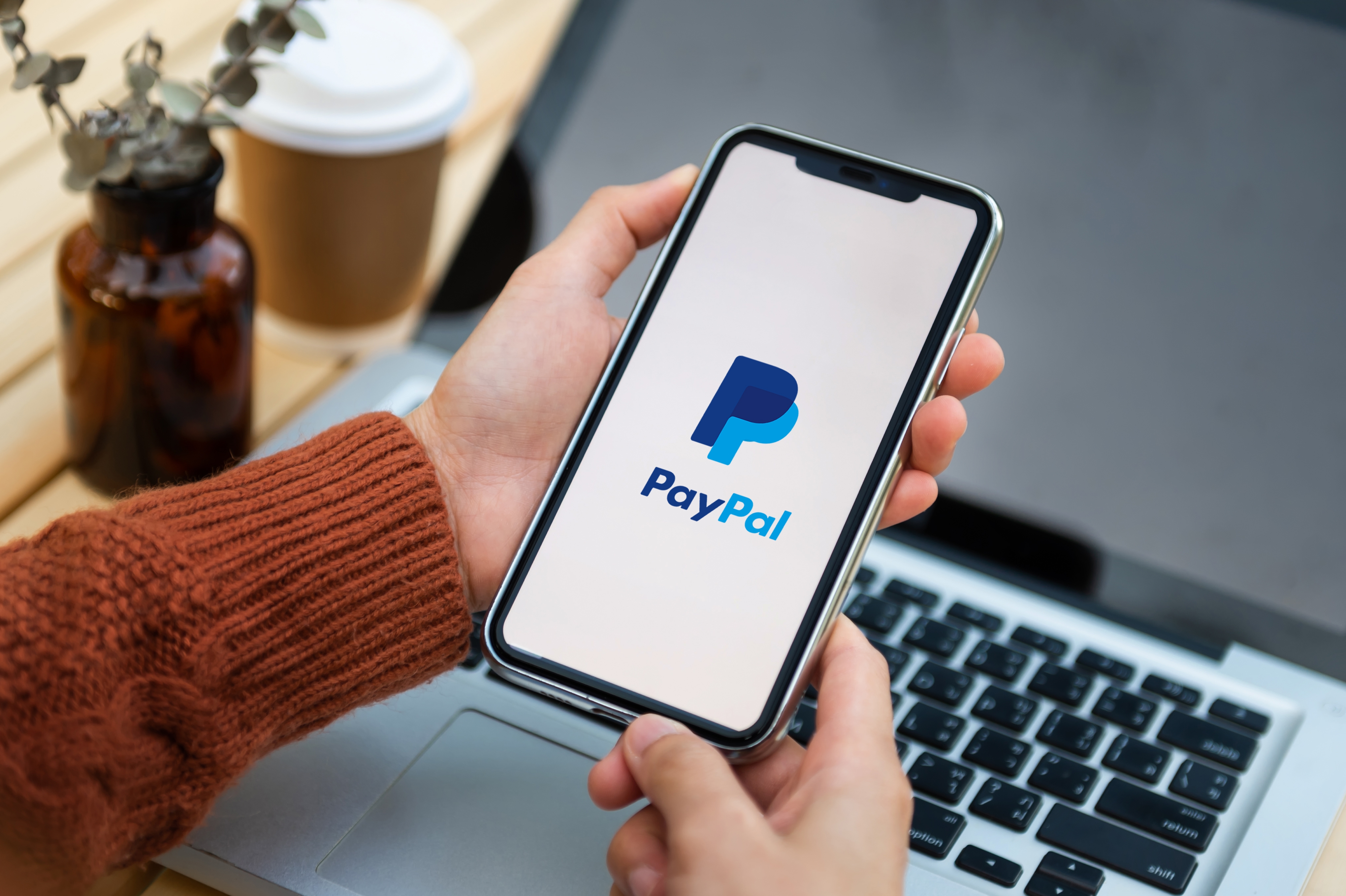 Co to jest doładowanie konta przez PayPal, na czym polega i ile kosztuje?
