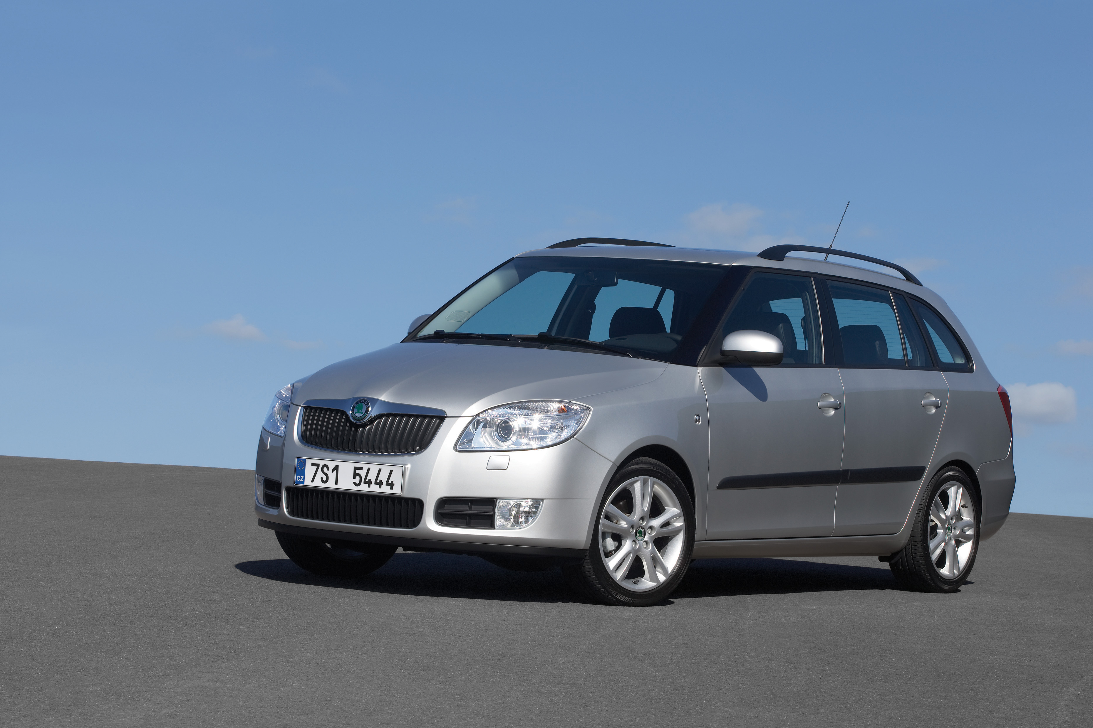 Бампер skoda fabia 2