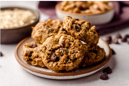 Make chocolate chip cookies using oat flour
