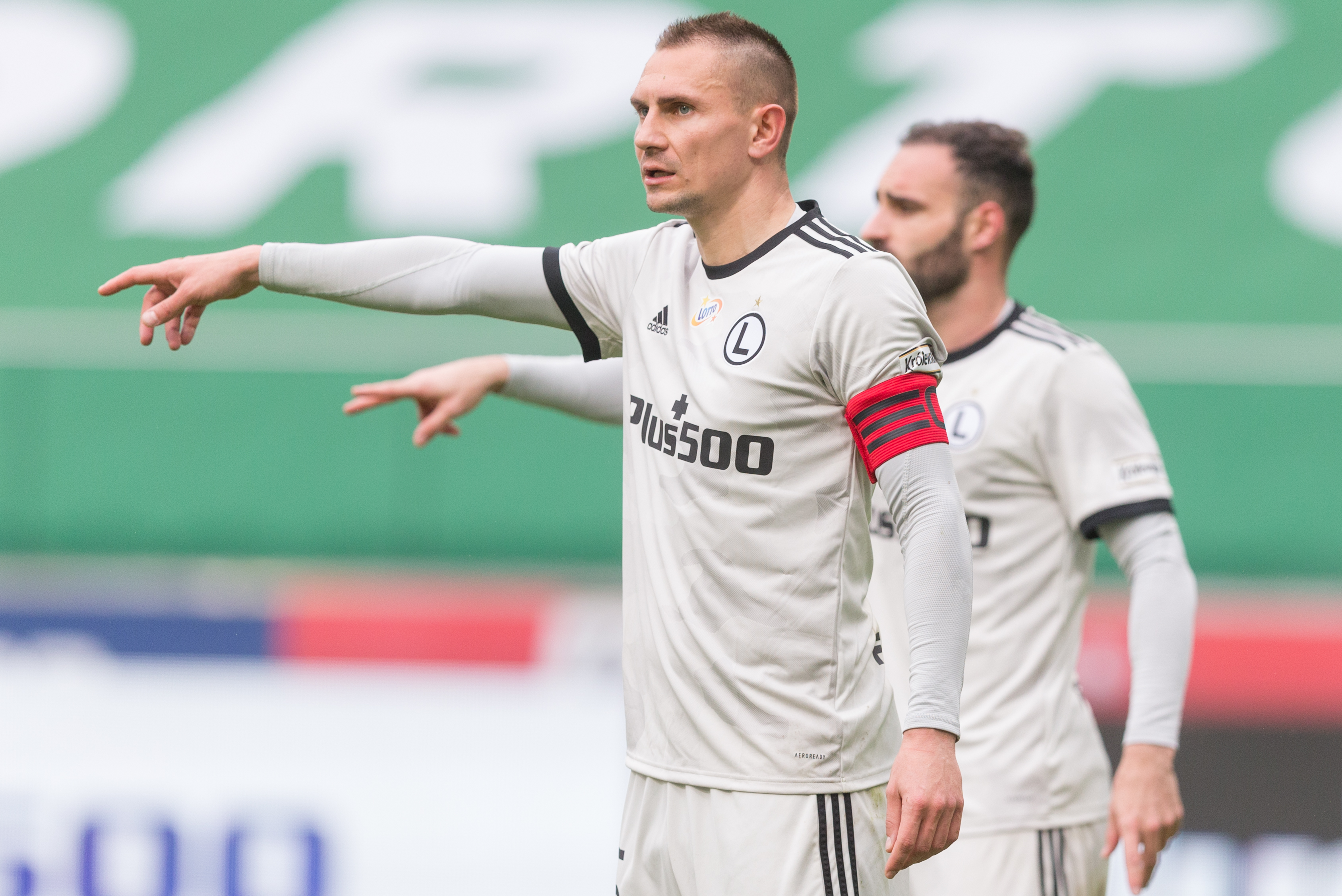 Legia - Bodo. Żony i partnerki piłkarzy Legii Warszawa. Liga Mistrzów - Sport