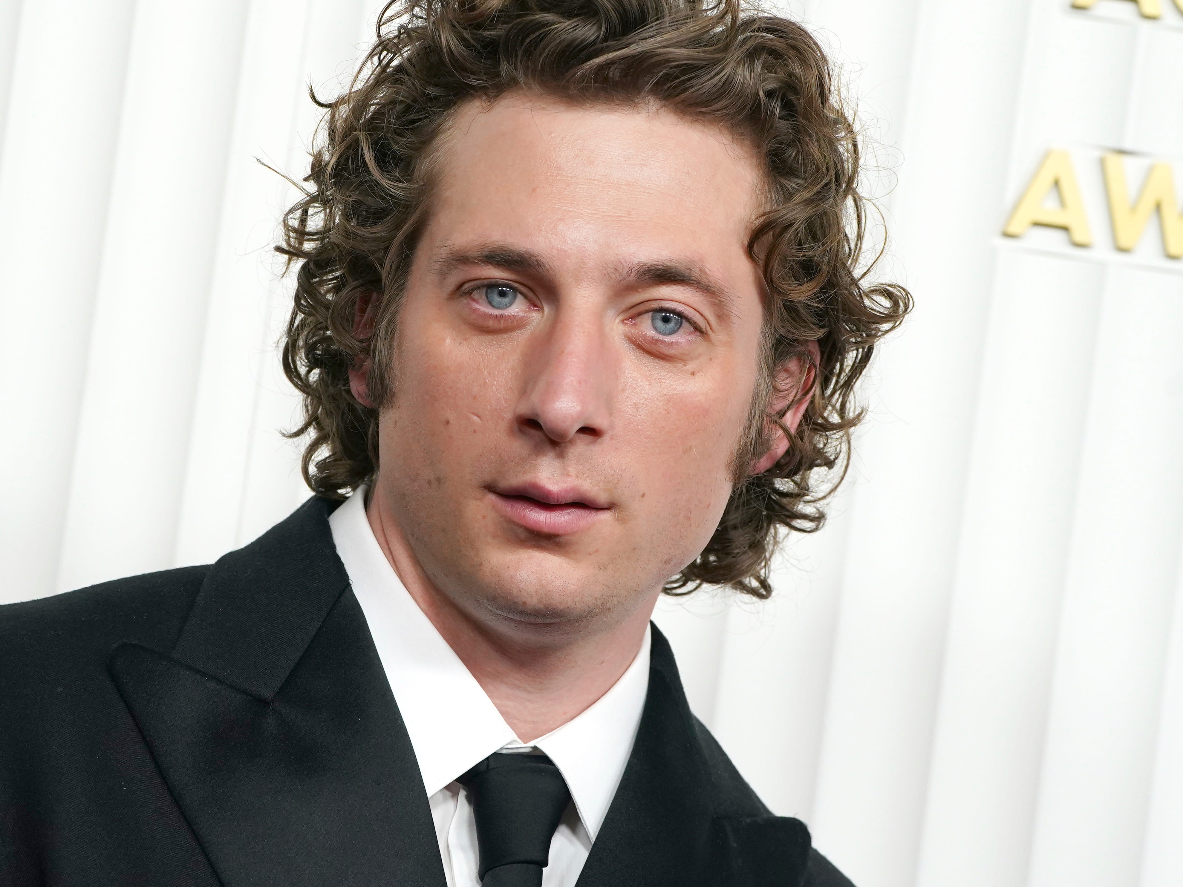 Everyone's talking about Jeremy Allen White, the star of 'The Bear' turned Calvin  Klein underwear model | Business Insider Africa