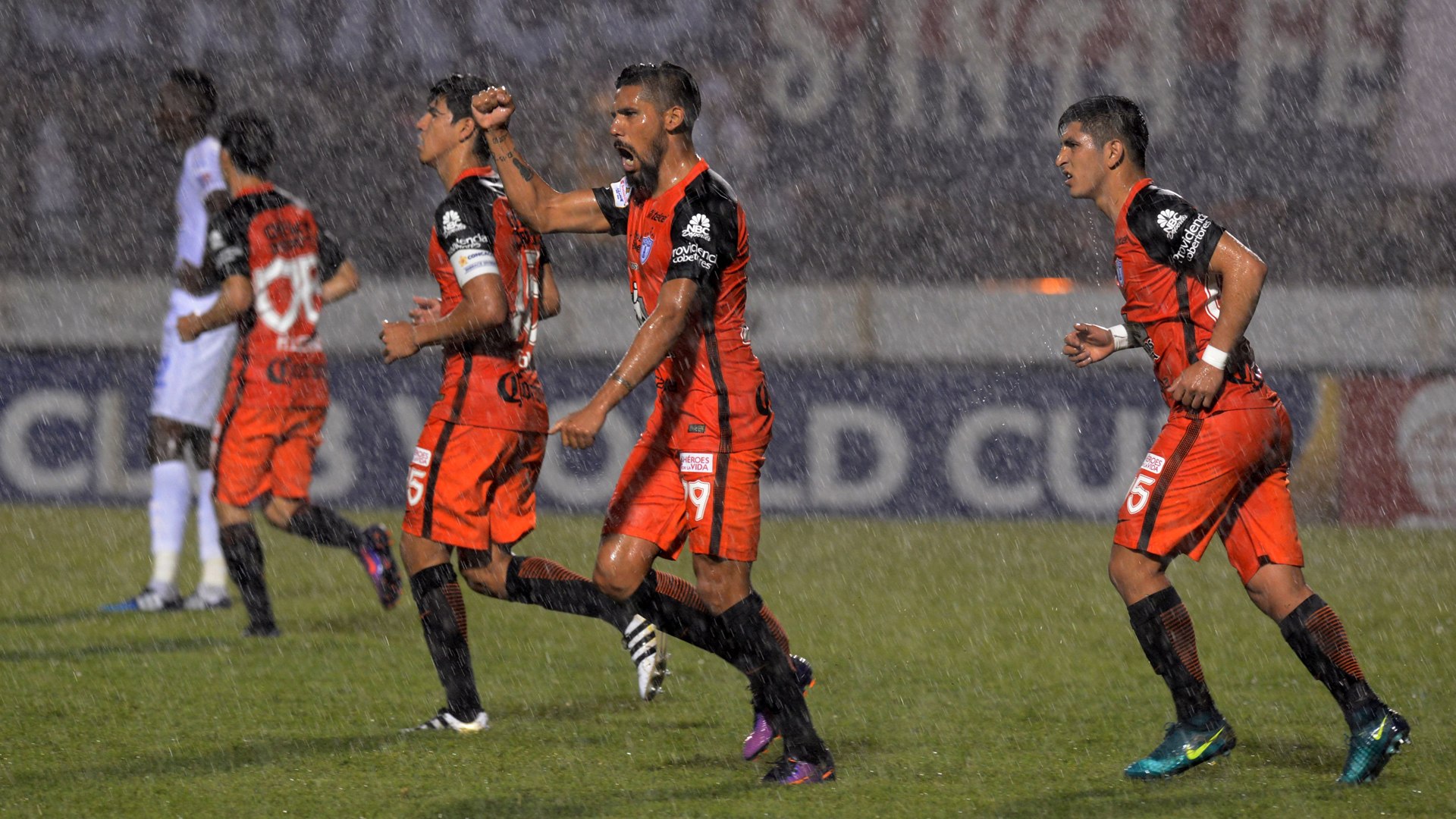 Sporting Kansas City 3, Deportivo Saprissa 1, CONCACAF Champions League  Match Recap