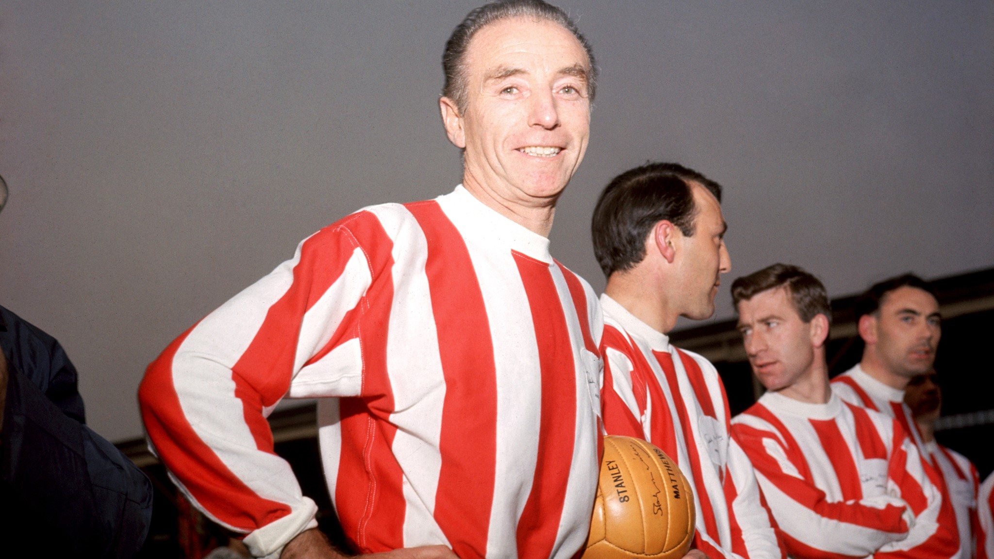 First-ever winner of Ballon d'Or Sir Stanley Matthews retired from football  at 50 years | Pulse Uganda