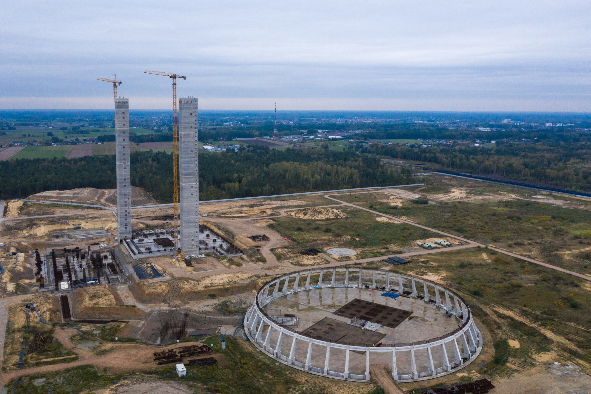 Ruszyła rozbiórka konstrukcji elektrowni w Ostrołęce