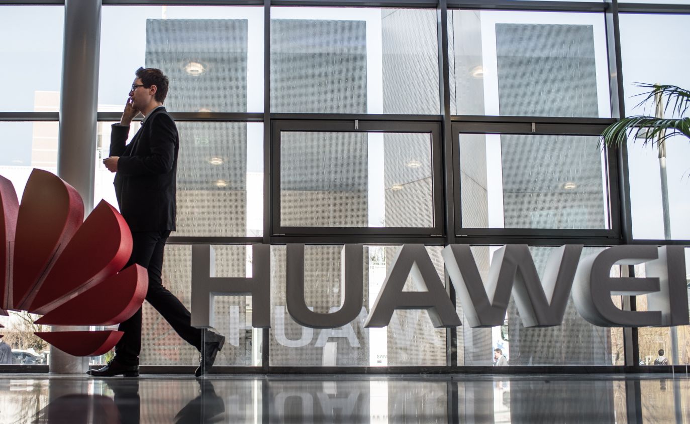 Huawei zwalnia pracownika oskarżonego o szpiegostwo. 