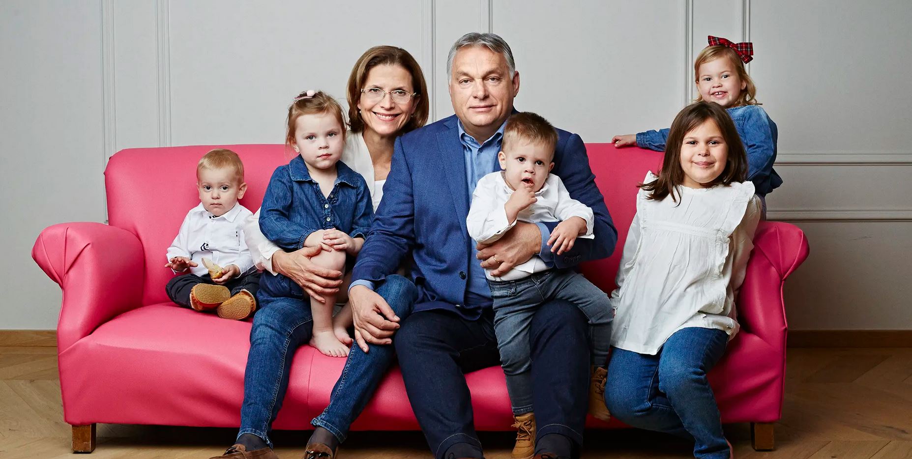 Ezt köszönheti Orbán Viktor a feleségének, Lévai Anikónak - Blikk