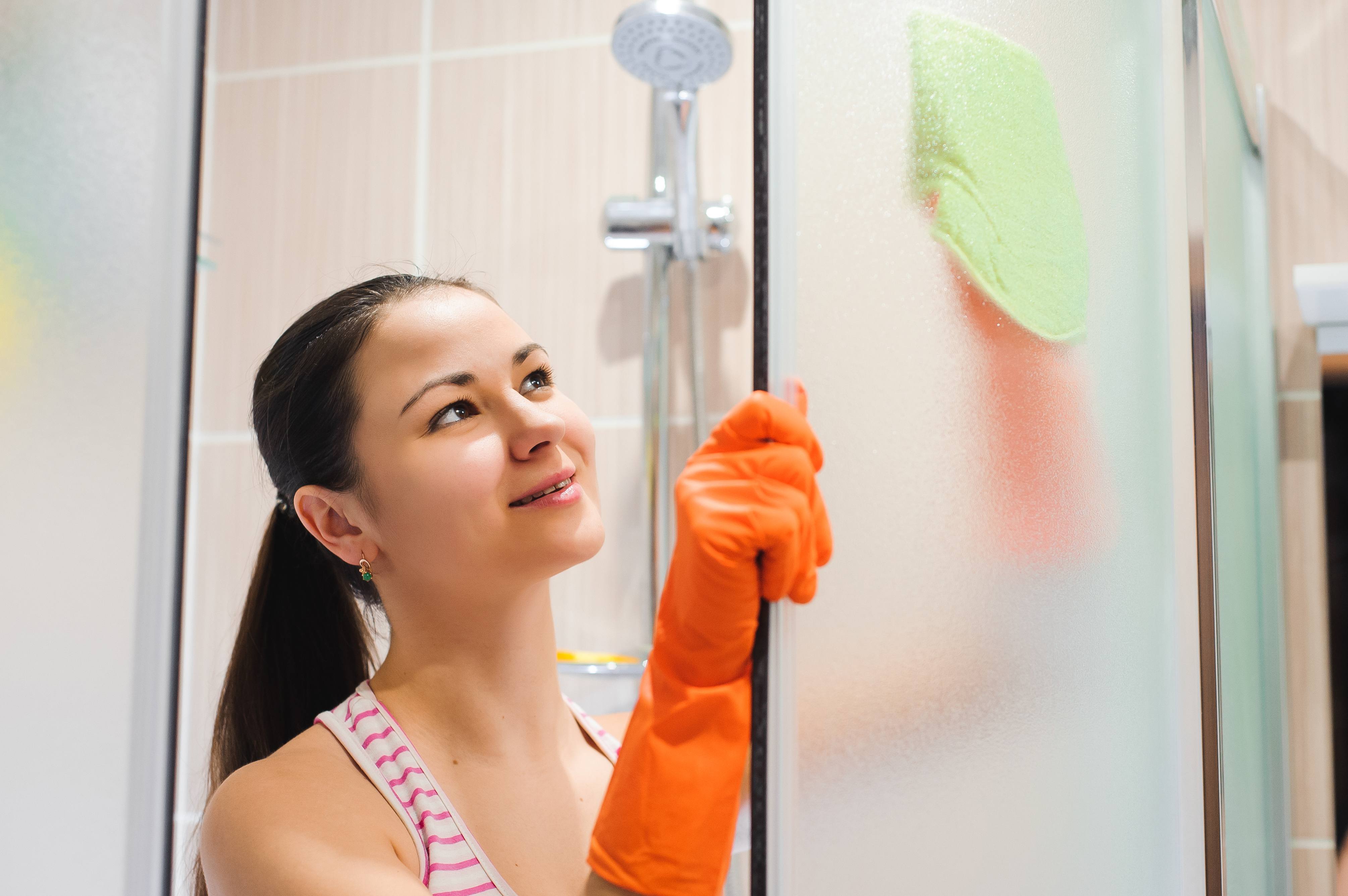 Domowej roboty środek do mycia kabiny prysznicowej - Dom