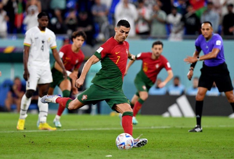 World Cup 2022: Cristiano Ronaldo a \'total genius\' for winning Portugal penalty - Fifa