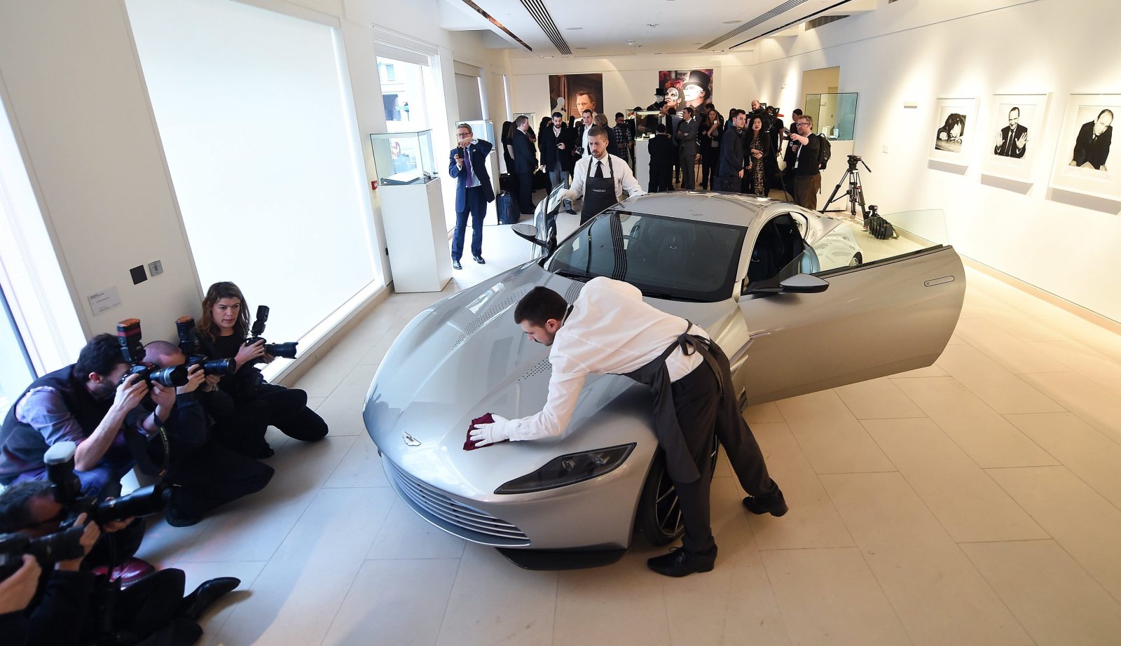 Aston Martin Bonda trafi na aukcję