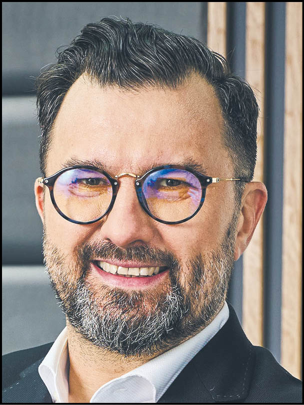 logo Tomasz Wojtkiewicz