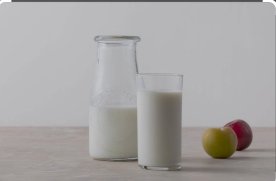 How to delay your period using milk