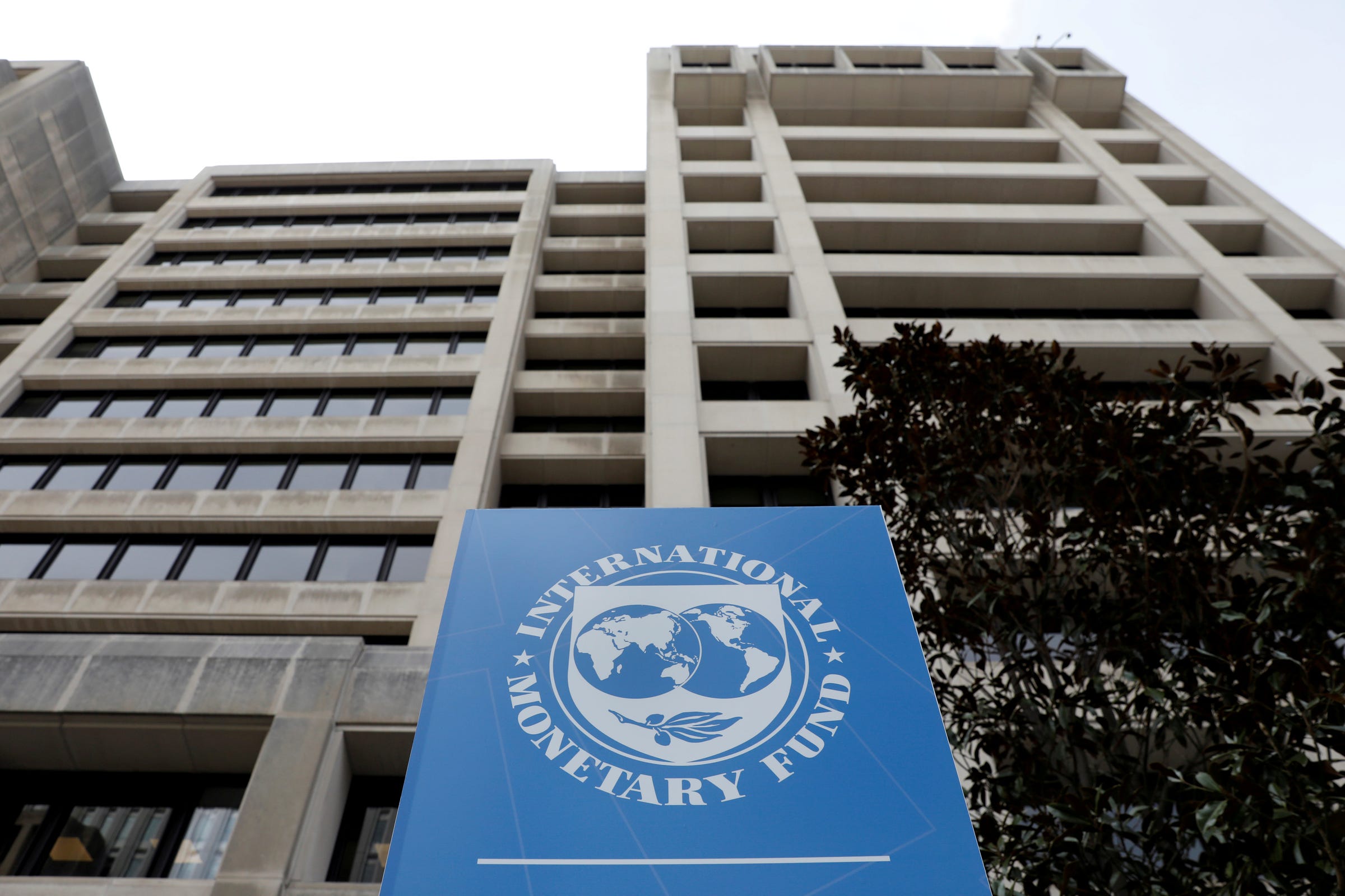 Ghana clinches $360 million from IMF with staff-level accord for second review of extended credit facility