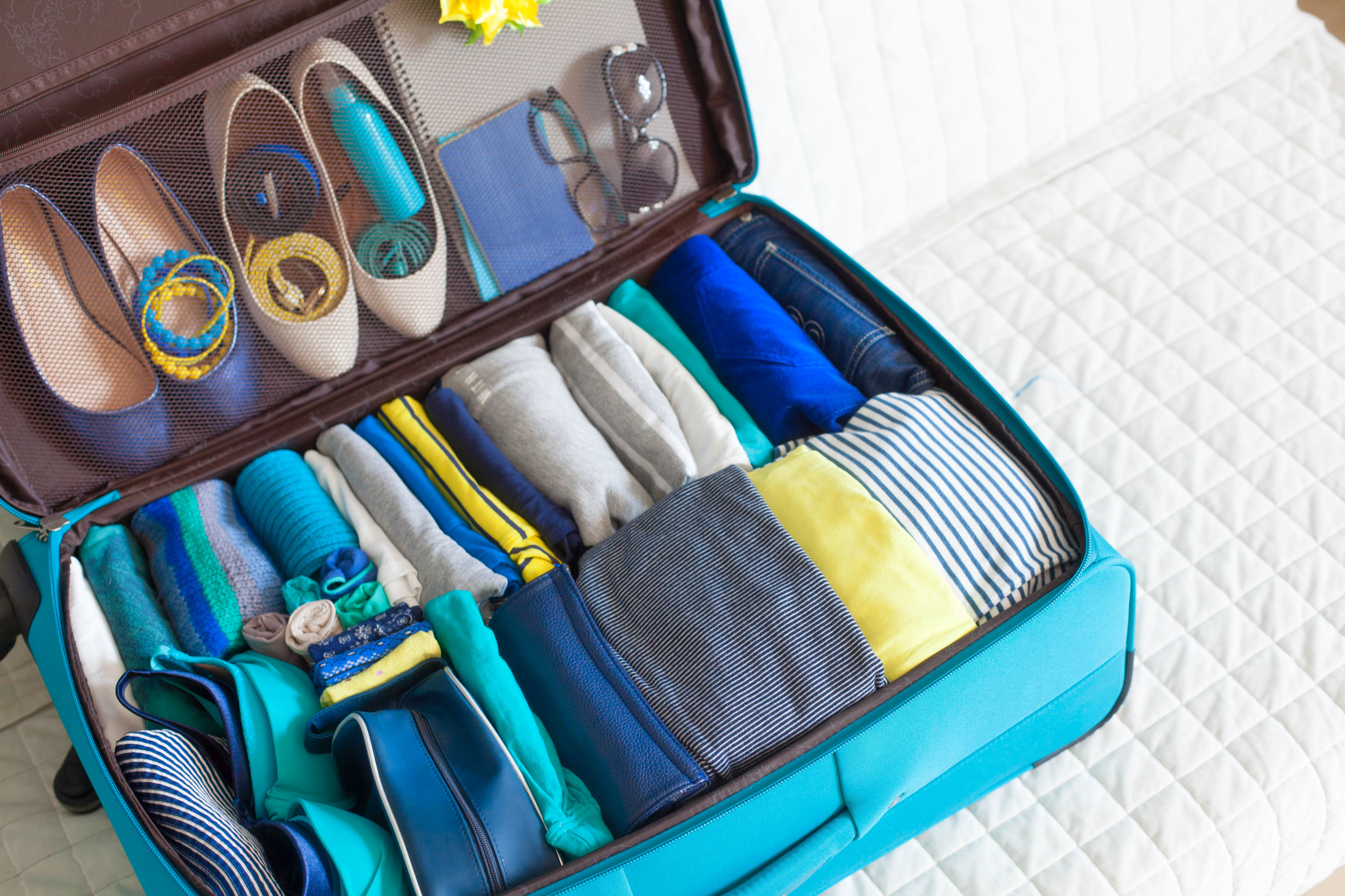 Jak spakować walizkę? 10 rad, jak zaoszczędź miejsce i czas - Kobieta