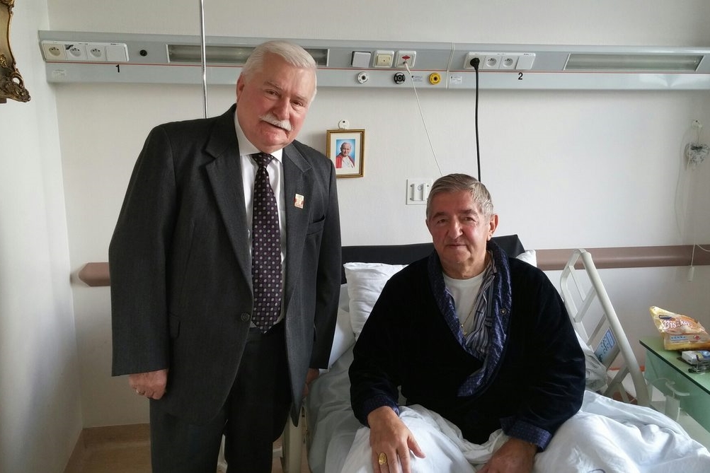 [Obrazek: 5a6ec84821731a17acdf63deb843dd4a.jpg]