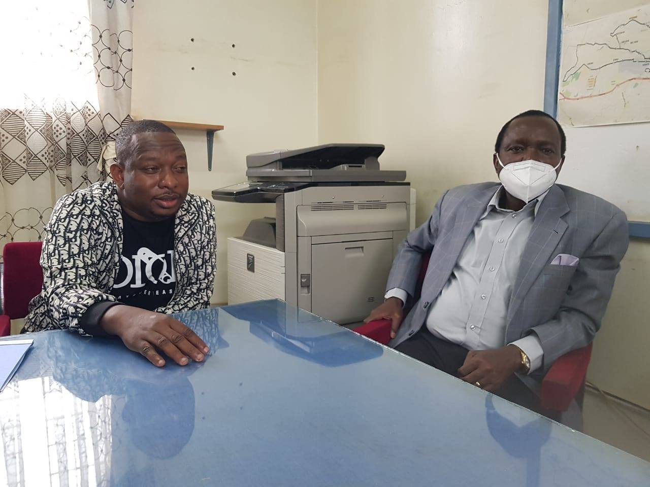 Kalonzo Musyoka leads a section of leaders to visit Mike Sonko in jail | Pulselive Kenya