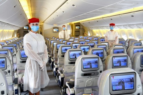 Emirates: Warszawa Dubaj a zakaz lotów. Nowe usługi linii lotniczej,  koronawirus