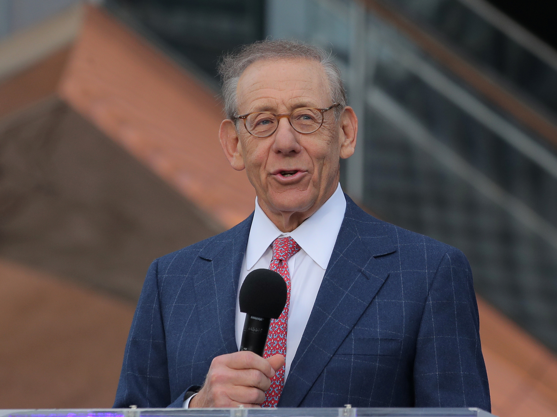 Dolphins WR Kenny Stills calls out owner Stephen Ross over Donald Trump  support