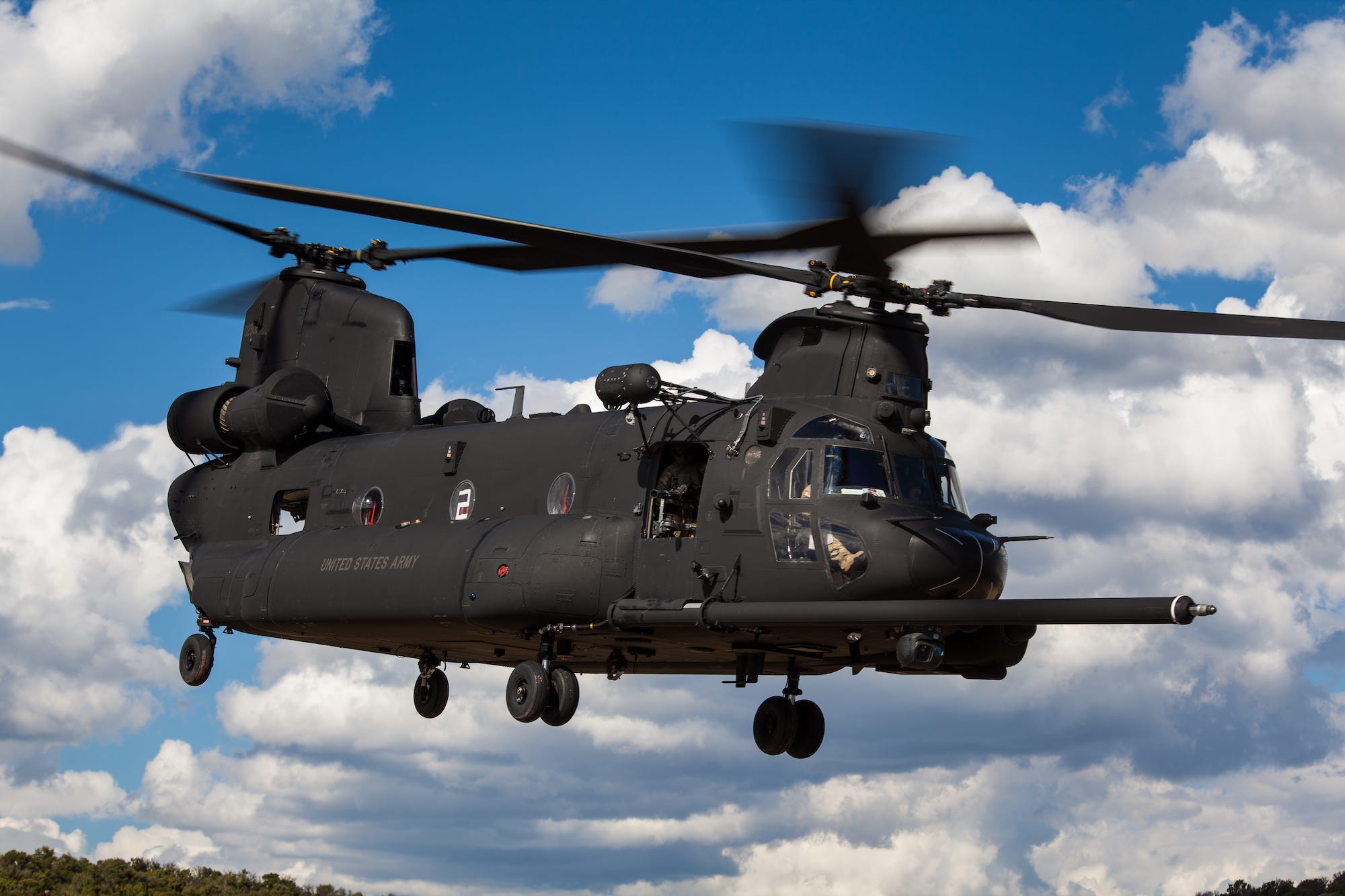 Boeing delivers first five CH-47F Chinook helicopters to Africa’s most powerful military under $426 million deal signed in 2023