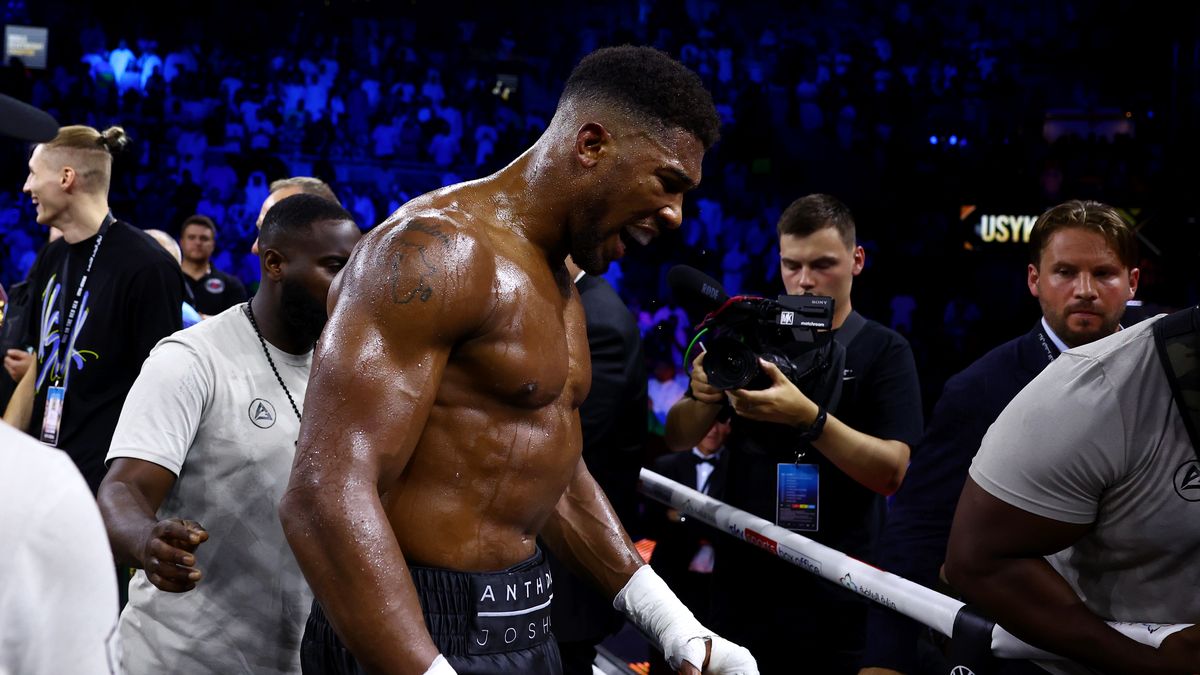 Anthony Joshua was visibly distraught after his narrow loss to Oleksandr Usyk