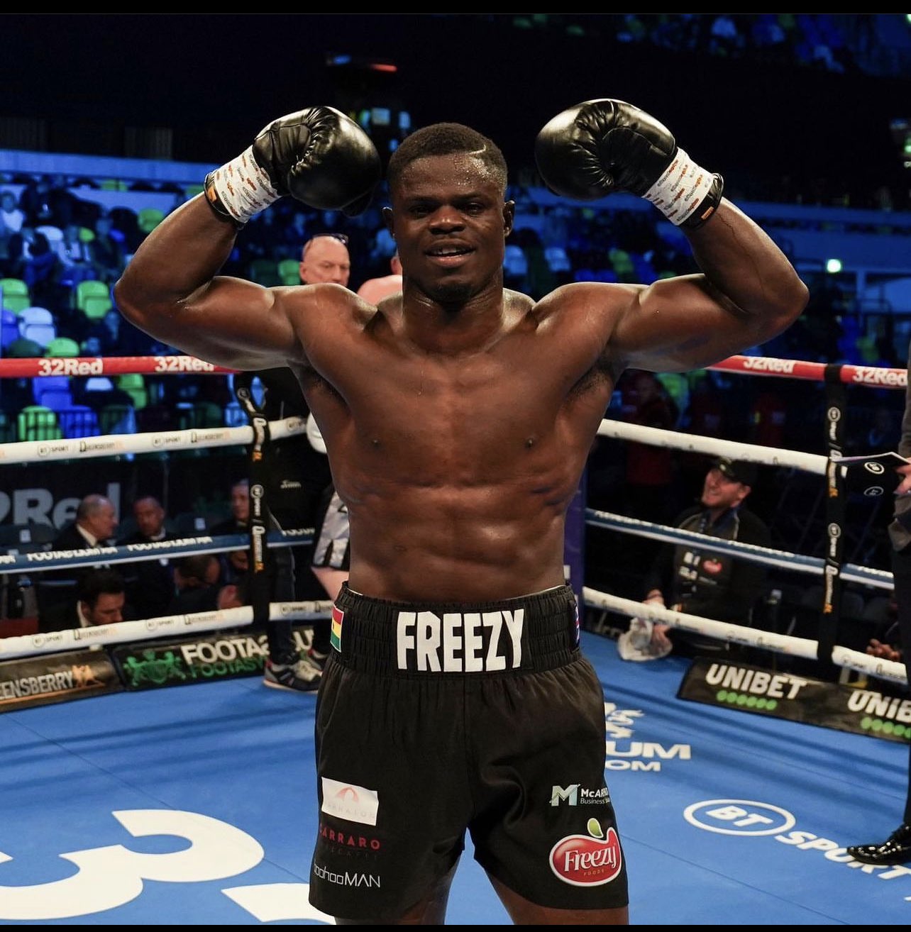 Sarkodie rallies support for Freezy Macbones ahead of his next fight