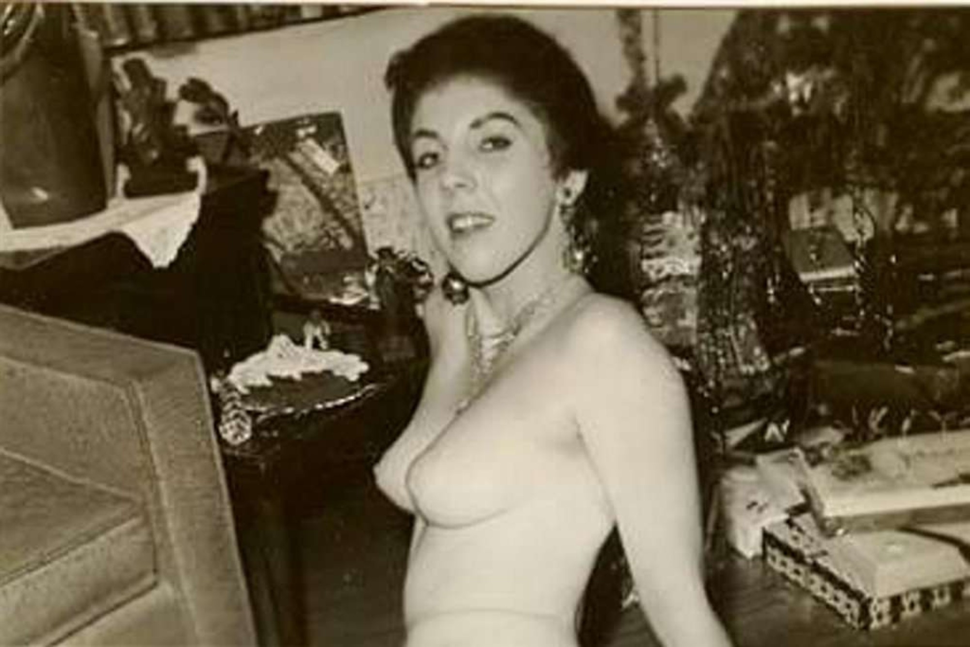 Ann dunham nude