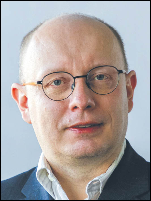 logo Radosław Nielek