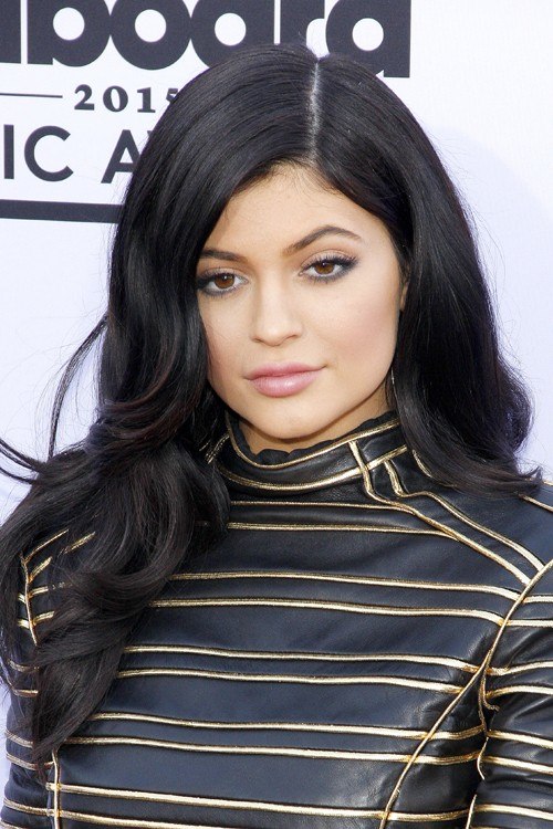 Kylie Jenner Reality Star Can T Go Back To Her Natural Hair Colour