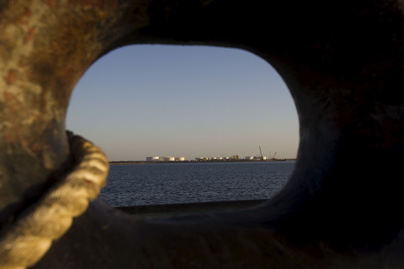 Côte d’Ivoire’s state-owned Petroci Holding will retain a 10% stake in each of the eight offshore blocks.