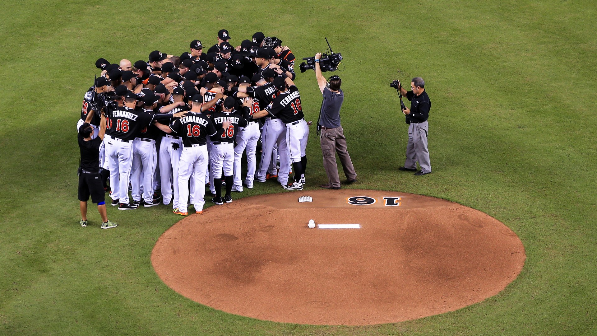 Severino dominates, offense breaks out in 8-3 win over O's