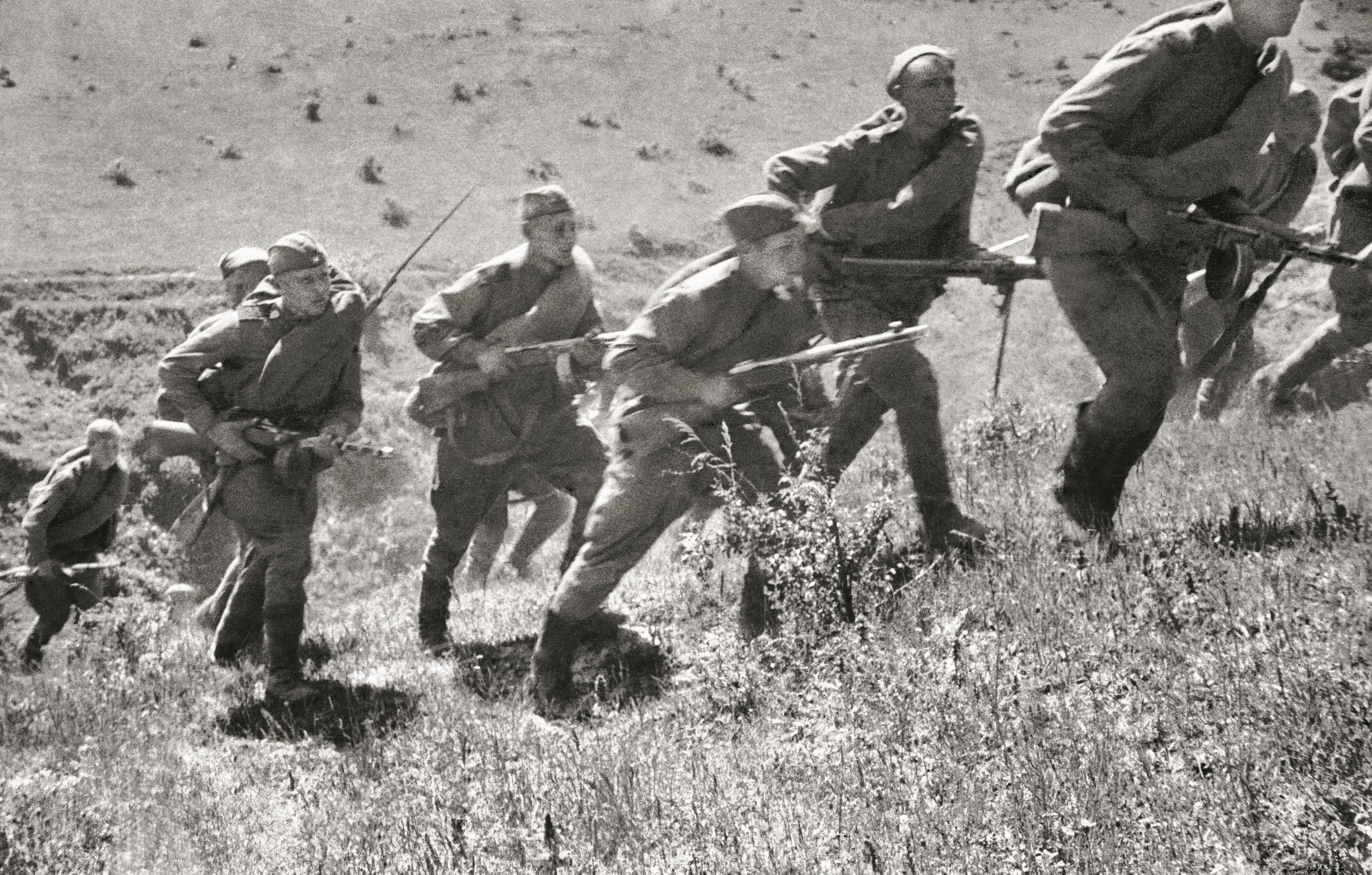 Бойцы красной армии в годы Великой Отечественной войны