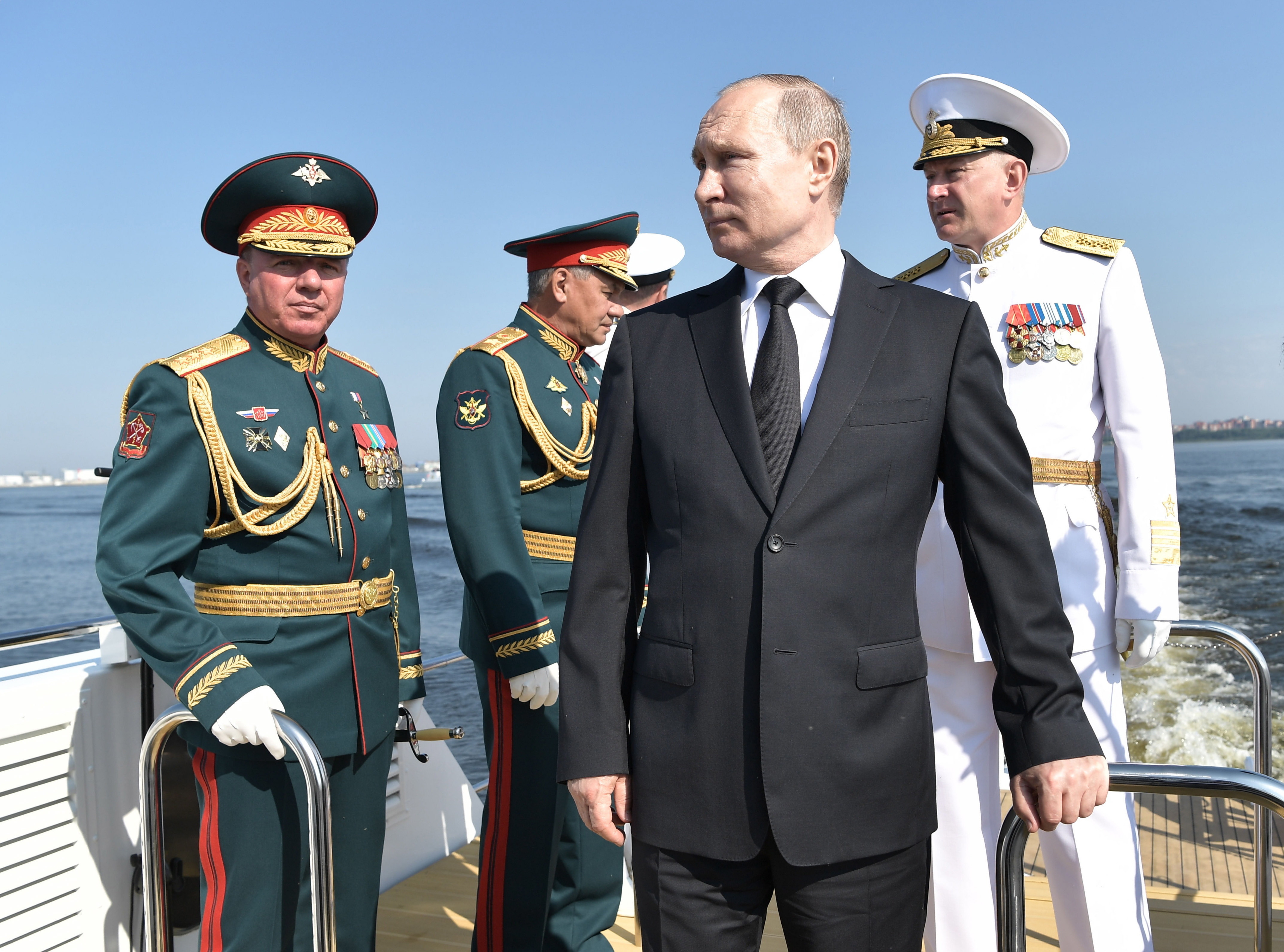 Większość Rosjan błędnie uważa, że ich marynarka wojenna jest  najpotężniejsza na świecie - Wiadomości