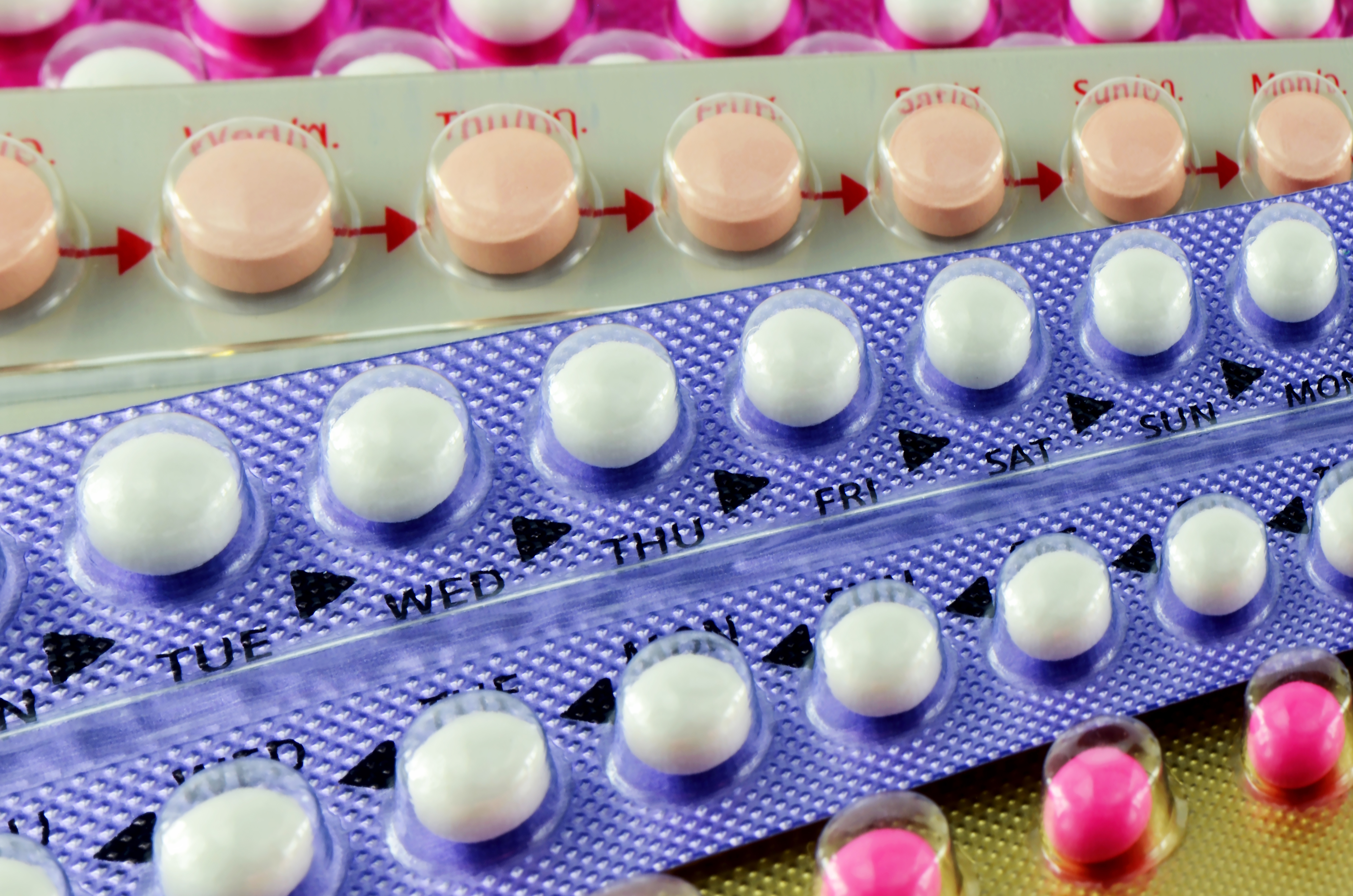 Можно пить противозачаточные таблетки без перерыва. Комбинированные гормональные контрацептивы. Оральные гормональные контрацептивы. Кок противозачаточные. Противозачаточные капсулы.