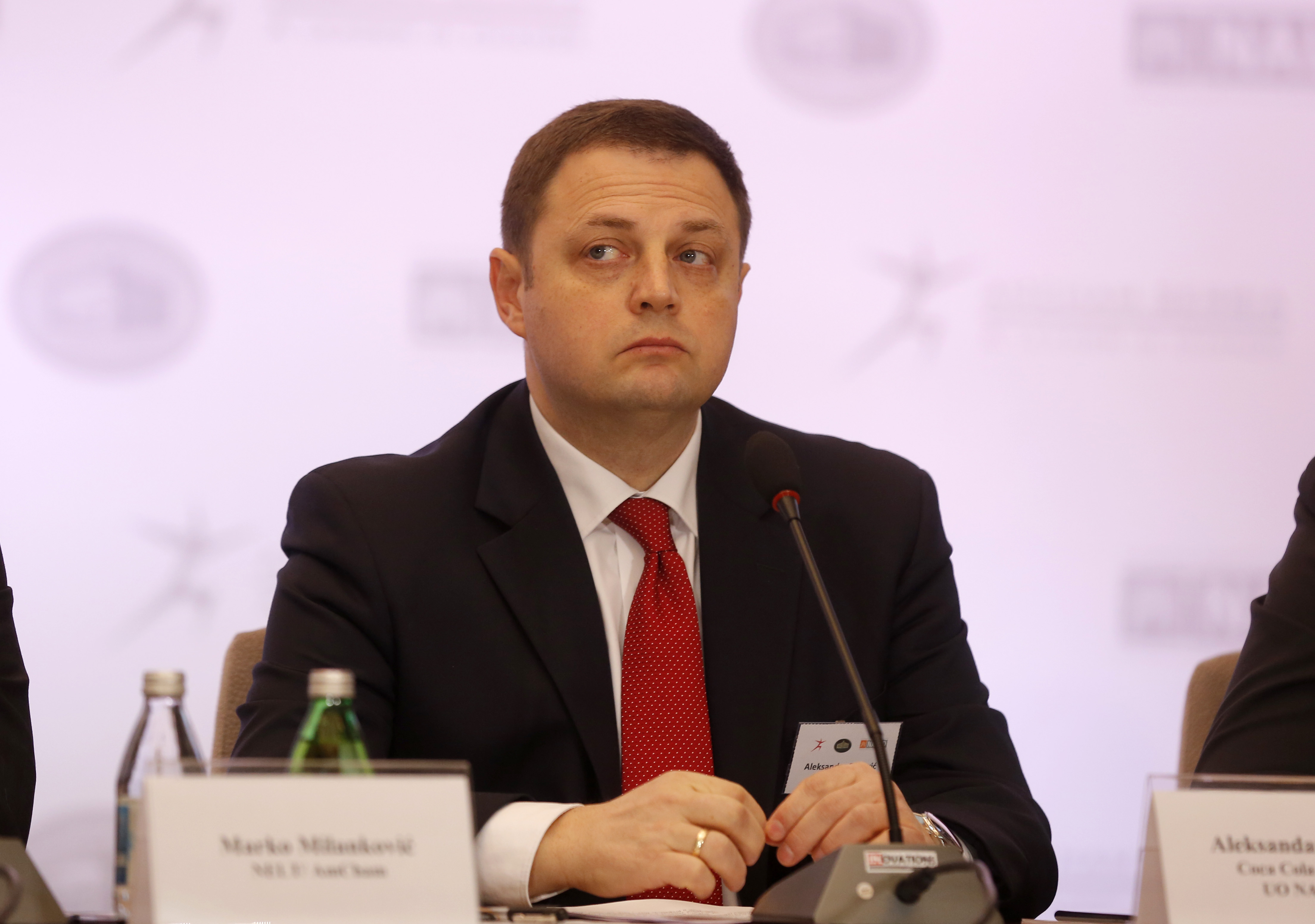 Реплики швейцарских часов-Тренчотnarcisorodriguez Реплики швейцарских часов-Тренчотnarcisorodriguez