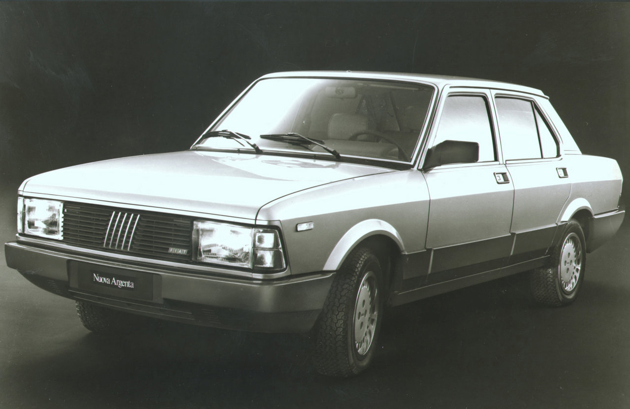 Fiat 132 argenta