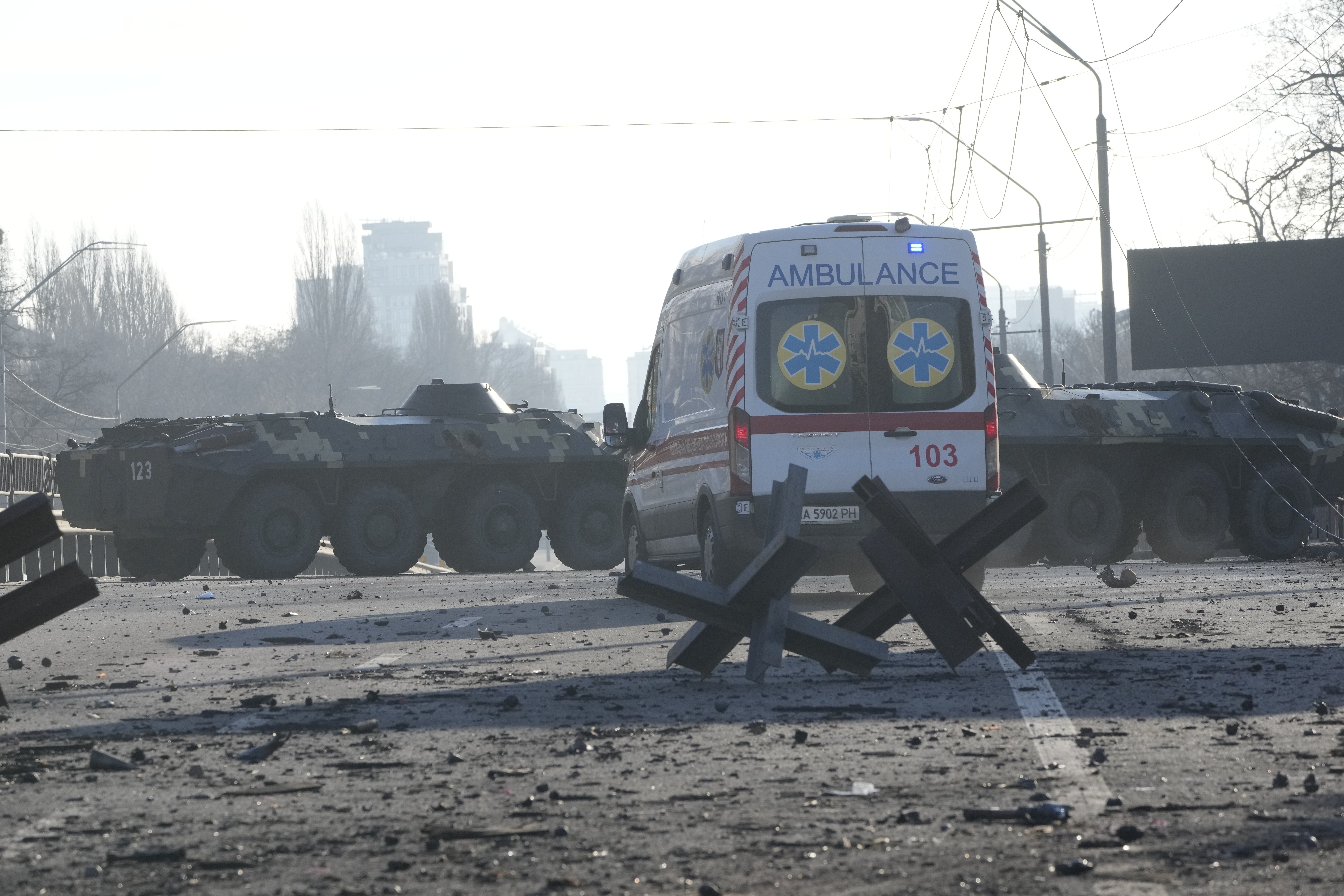 Ситуация на украине 12.03 2024. Украинский БТР.