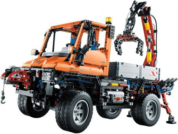 LEGO Technic - Unimog U400 8110