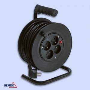 Bemko Przedłużacz bębnowy 4 GN. +0 50m 3x1,5mm2 B15-DG-4ZRF05-50