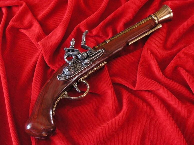 Hiszpania ANTYCZNY GARŁACZ Z ZAMKIEM SKAŁKOWYM