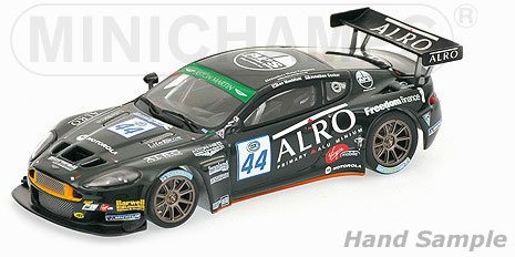 Minichamps Aston Martin DBRS9 Barwell 400061344