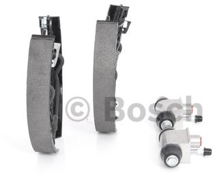 BOSCH KIT SUPERPRO, zestaw szczek hamulcowych + cylinderek hamulca koła zamontowany z tyłu, 0 204 114 648 0204114648
