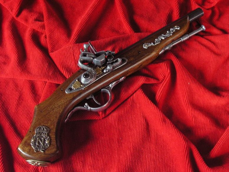 WŁOCHY NAPOLEOŃSKI POSTARZANY PISTOLET SKAŁKOWY