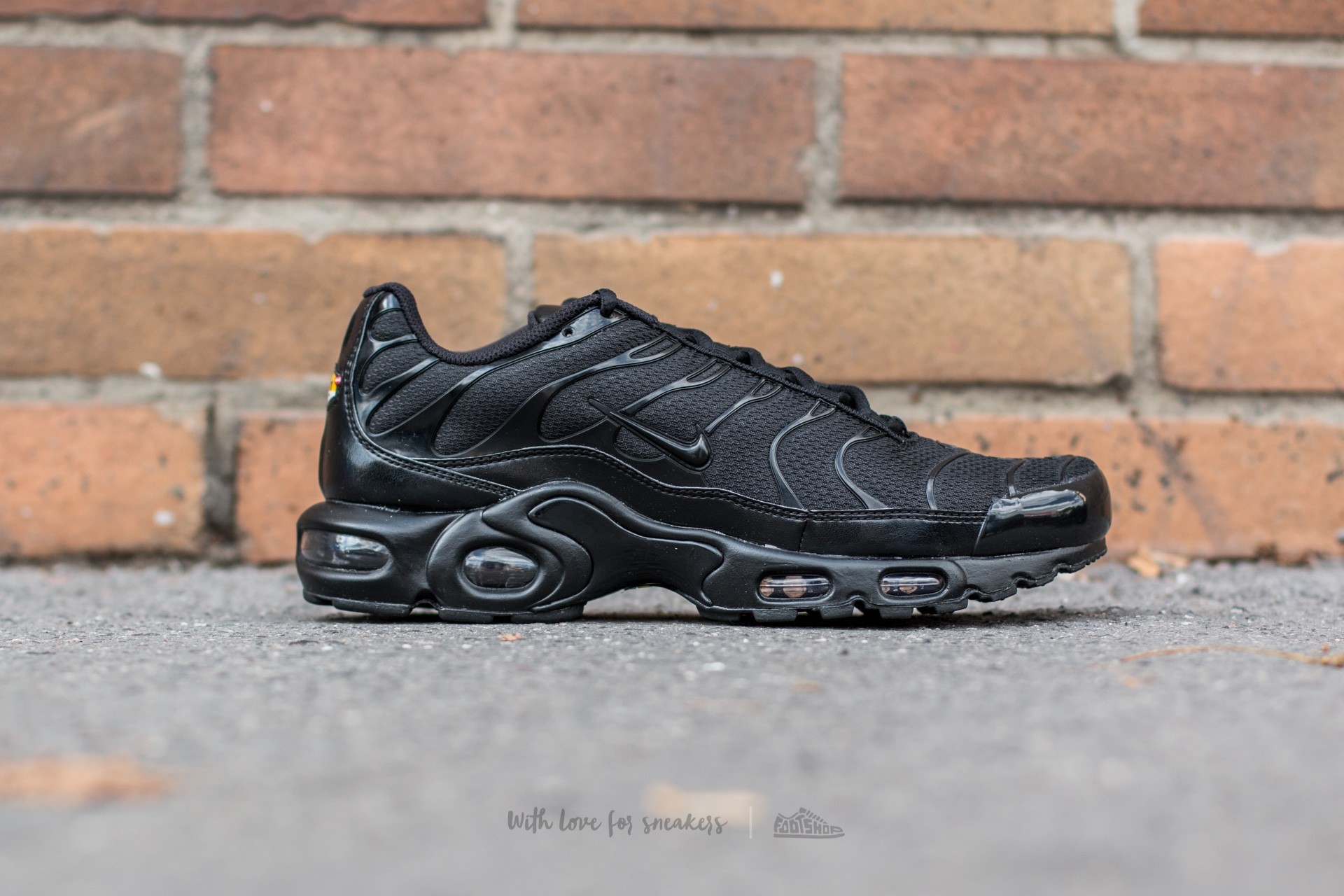 Nike Air Max Plus 604133-050 czarny