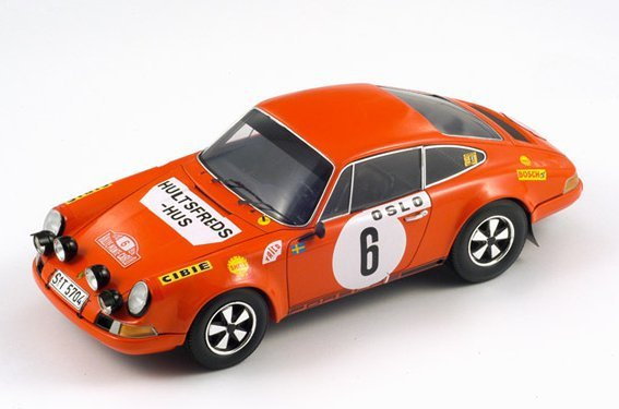 Spark Porsche 911 S #6 Waldegaard 18S029