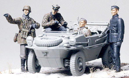 Tamiya German Panzer Division Frontline Reconnaissance Team TA-35253