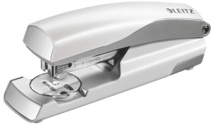 Esselte ZSZYWACZ średni metalowy LEITZ Style 30 kartek biały ES1101-10