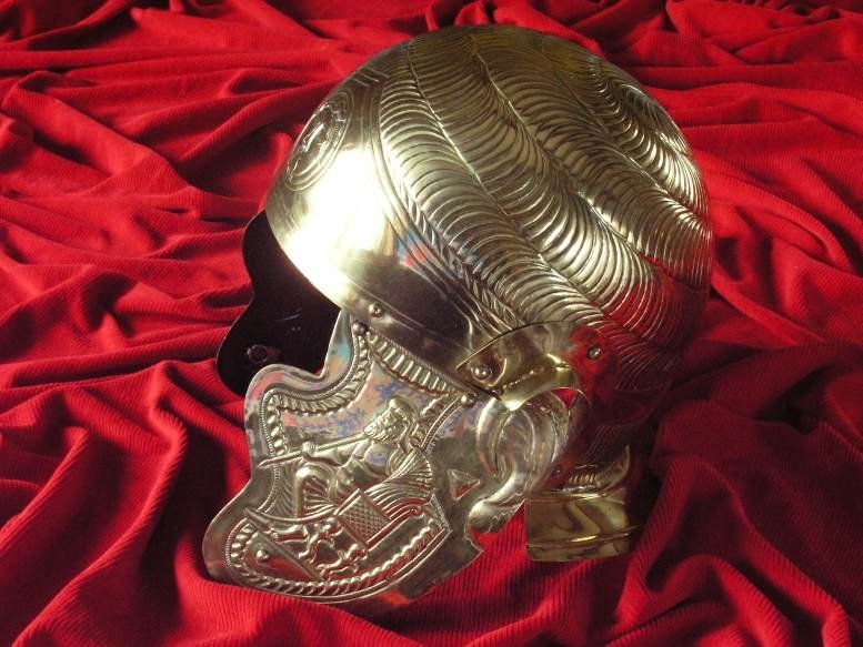 Płatnerze hiszpańscy HISTORYCZNY HEŁM RZYMSKIEGO KAWALERZYSTY Z IIw.