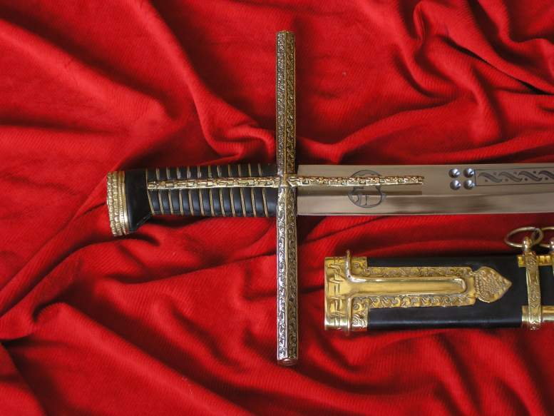 Płatnerze hiszpańscy SZABLA POLSKA STEFANA BATOREGO Z POCHWĄ 1:1 OKOŁO 1560r.