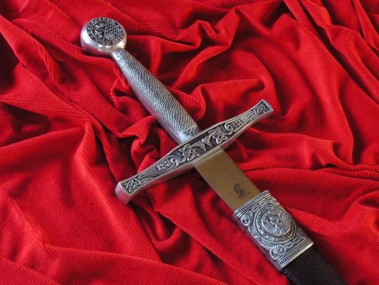 Płatnerze hiszpańscy LEGENDARNY MIECZ KRÓLA ARTURA EXCALIBUR Z POCHWĄ