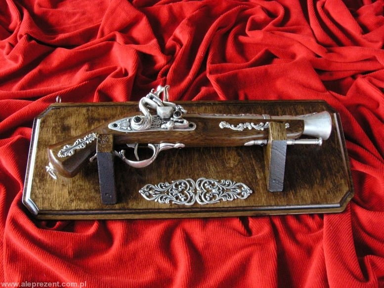 WŁOCHY PRZECUDNY GARŁACZ SKAŁKOWY NA ZAWIESZCE