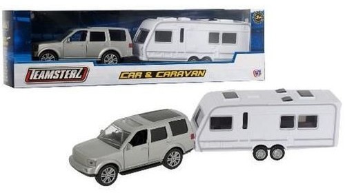 Anek Auto z przyczepą kempingową